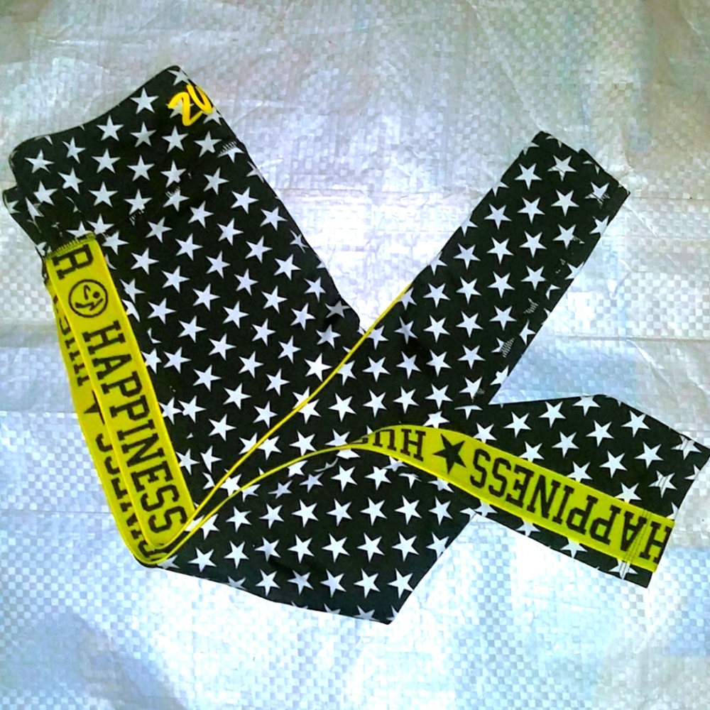 Zumba Happiness Hustler Star Leggings Size Small Spicy & XL Excellent Condition